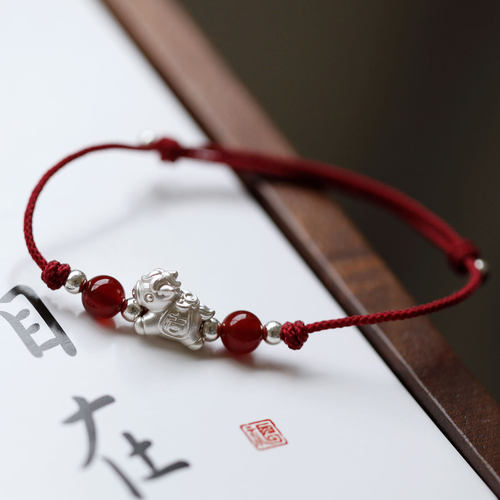 以梦为马·马上吉祥足银999小马银饰手链马年本命年红绳玛瑙手链
