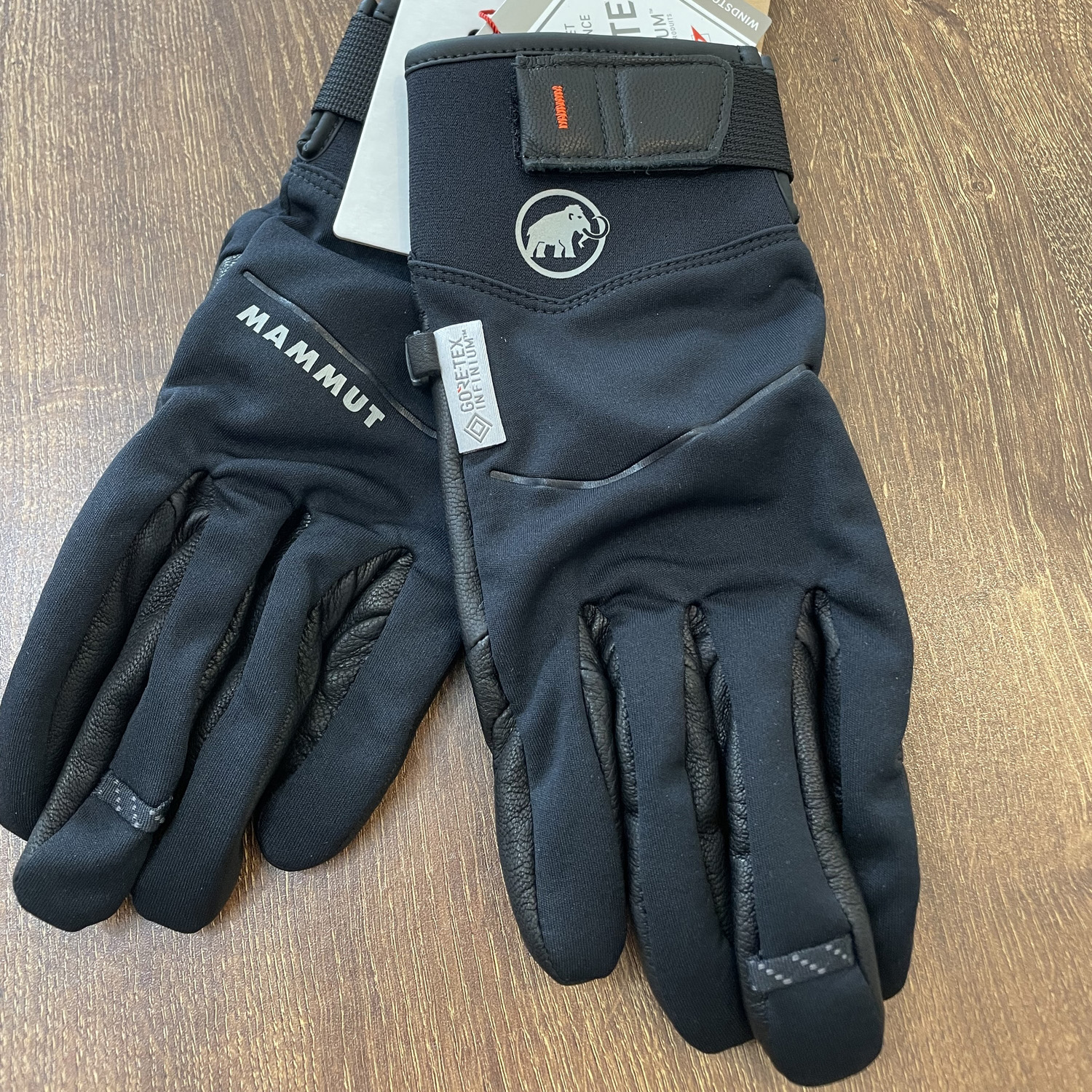 Mammut Astro Guide Glove 猛犸象 Gore-Tex Infinium 手套
