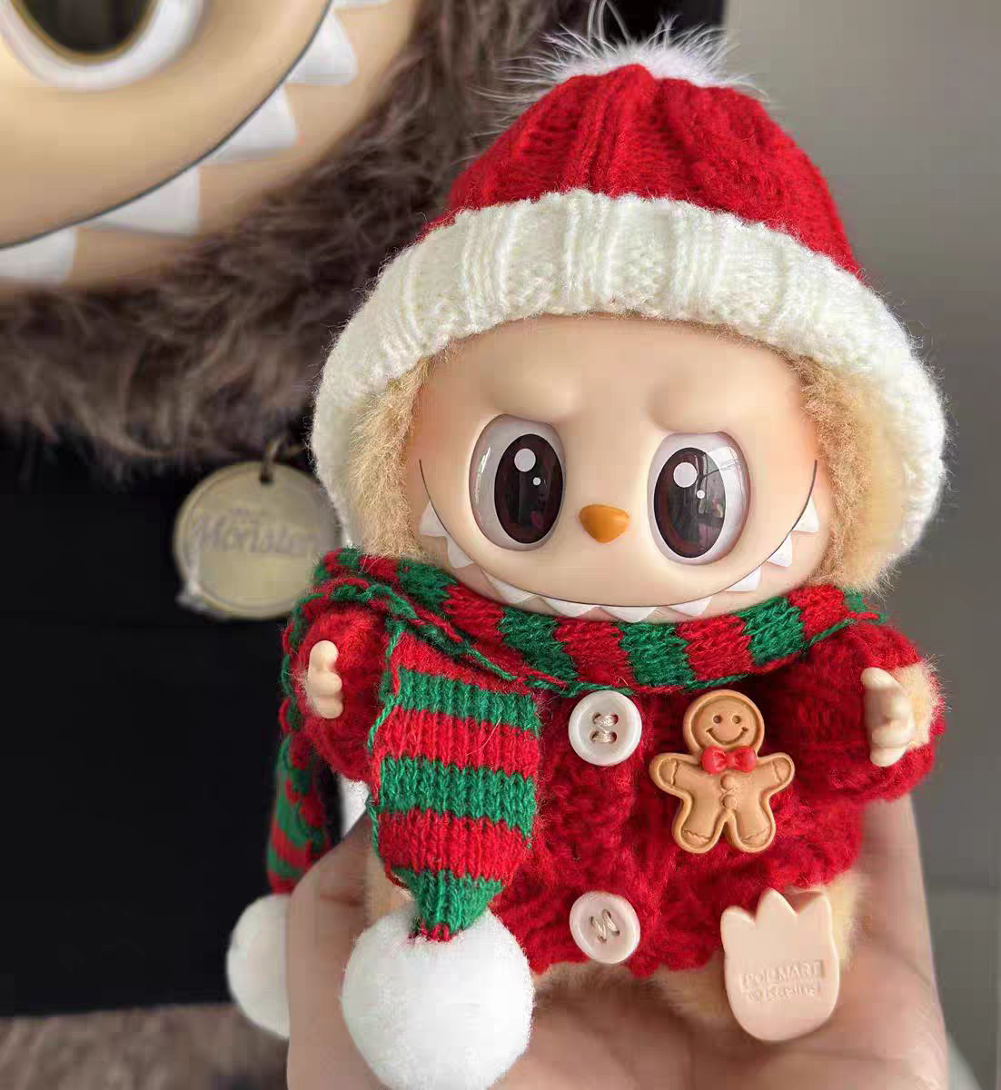 一二代labubu坐坐派对娃衣搪胶17cm公仔坐姿服装马卡龙拉布布衣服