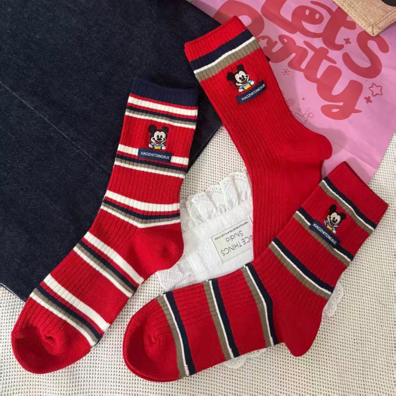 新年大红袜子女刺绣米奇字母布标本命年无骨袜马年结婚喜庆中筒袜