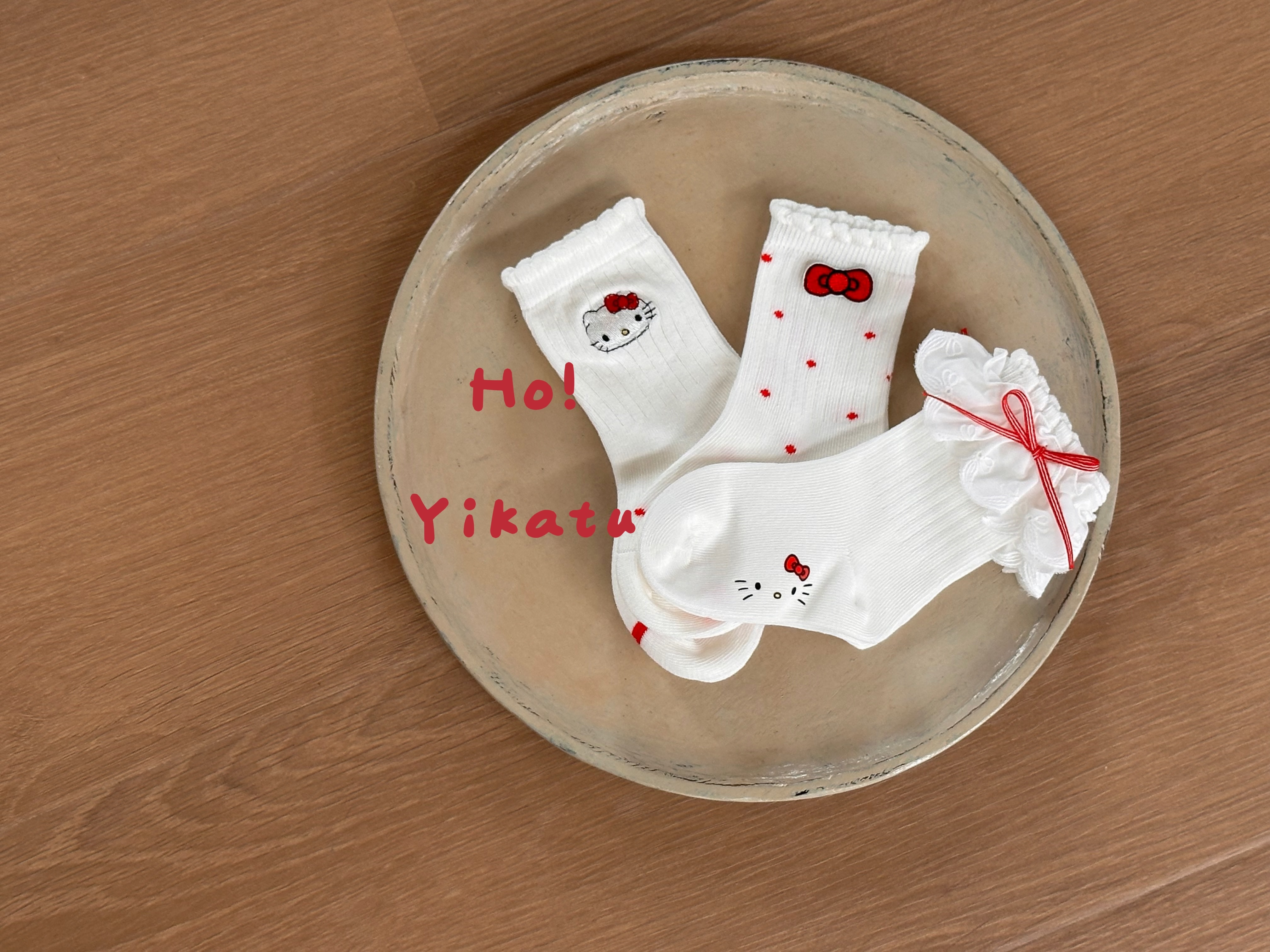 Yikatu伊卡兔儿童袜子2025秋款新款卡通猫绣标花边童袜中筒袜棉袜