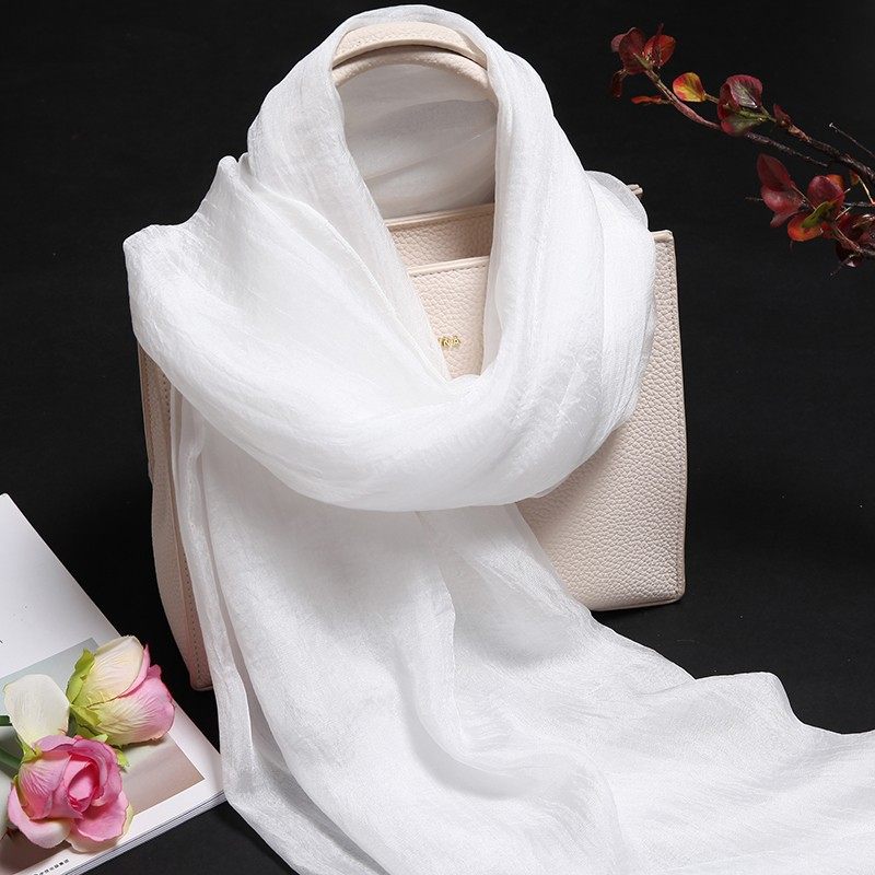 高级感桑蚕丝丝巾女2025新款春秋冬季保暖披肩杭州真丝围巾纯白色