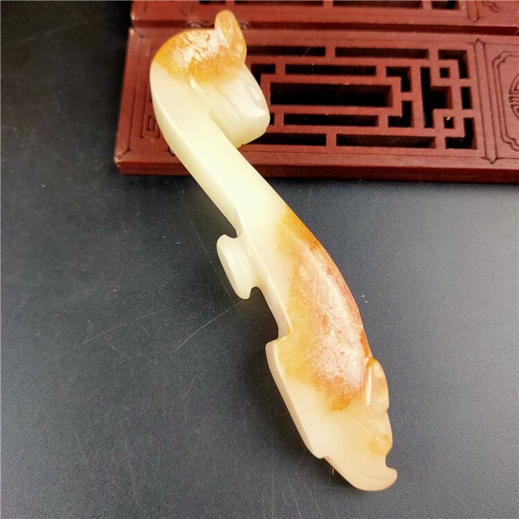 古玩杂项仿古工艺品岫玉做旧龙带勾腰佩汉服龙勾流苏玉坠