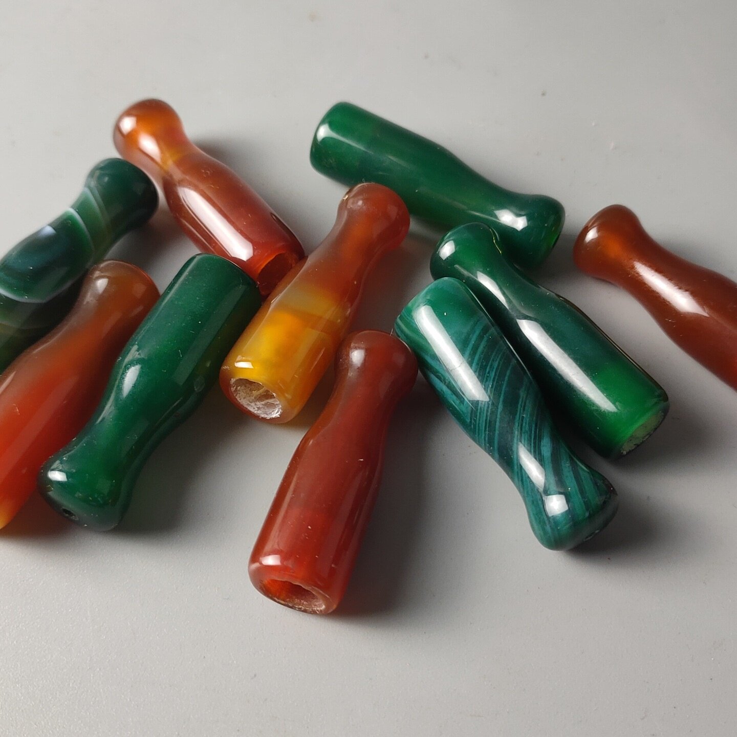 供应红绿玛瑙玉髓烟嘴烟具传统老式旱烟袋直式玛瑙烟嘴烟斗