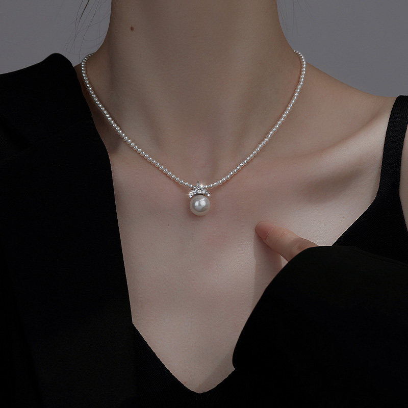 皇冠施家珍珠项链女款2026新款爆款轻奢小众细珍珠项链颈链锁骨链