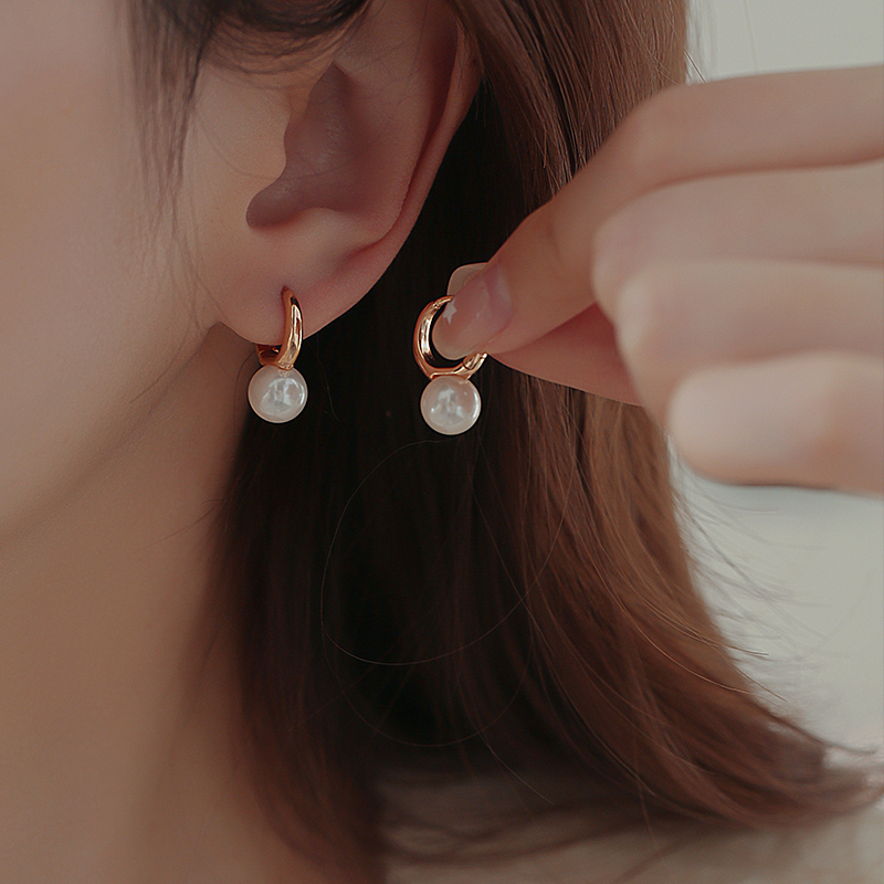 饰悟银饰轻奢珍珠女白灰两色耳环