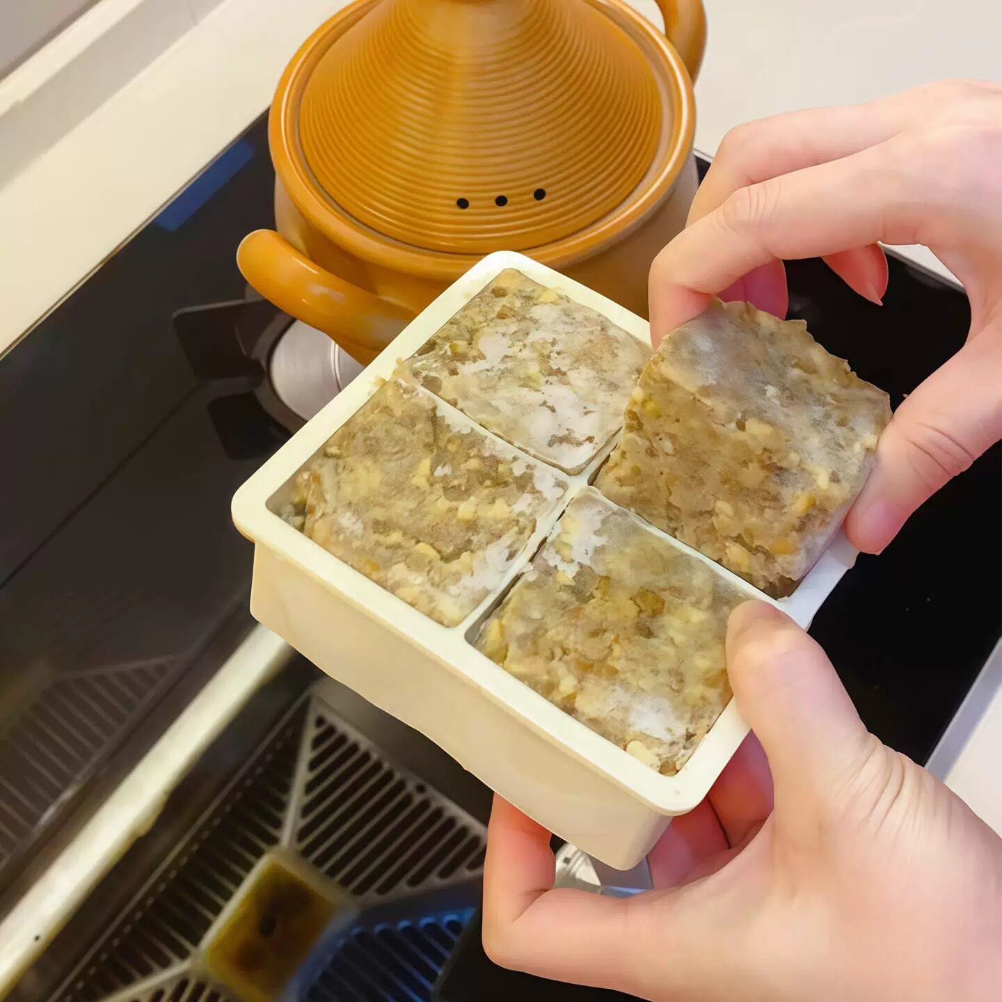 绿豆沙模具家用食品级矽胶制冰格冰盒夏天自制副食品杂粮饭分装盒