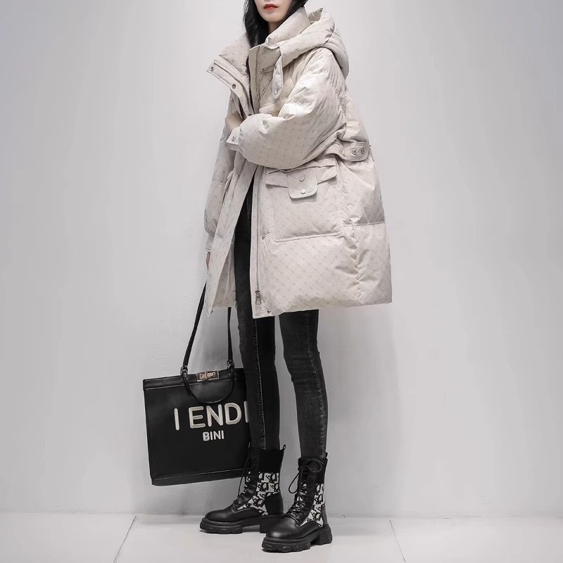 MAJEWINGS轻奢品牌连帽羽绒服女