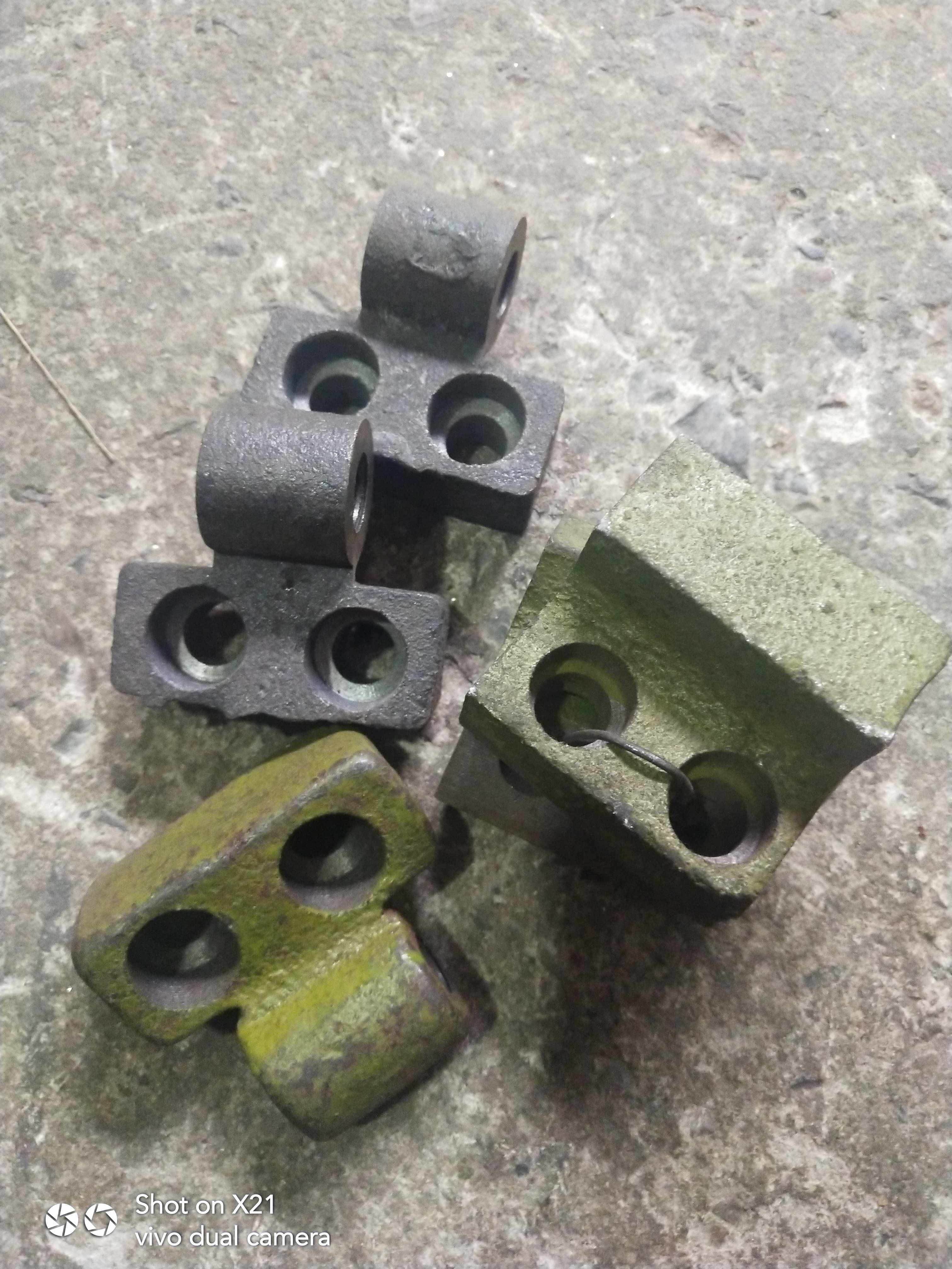 冲床配件上海二锻扬力 浙锻 沃得16吨冲床打料座推料座孔距32机床