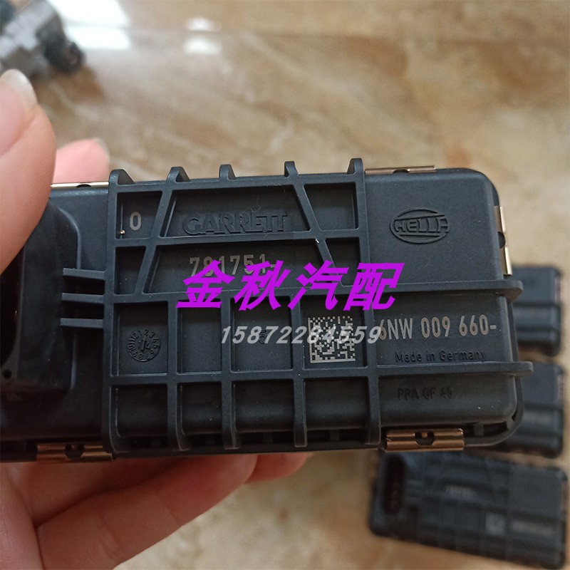 适用奔驰GL350 3.0T柴油发动机E级320涡轮增压器机电磁阀执行器