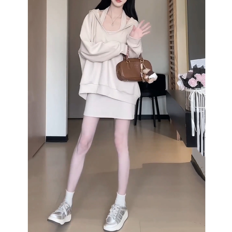 开春韩系穿搭卫衣挂颈吊带洋装女两件式套装裙子慵懒又a又飒套装