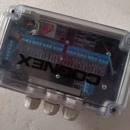议价康耐视接线盒子，DMA-CCM-1 实物图片，成色如图所示，