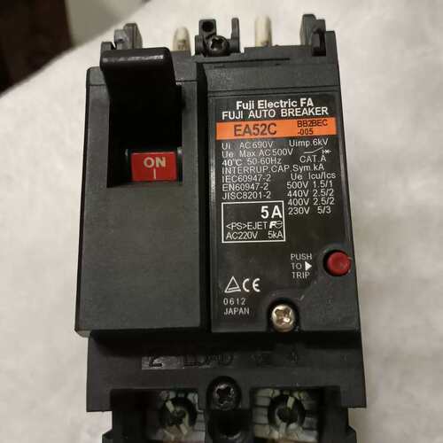 议价FUJI日本富士进口漏电保护器EA52C