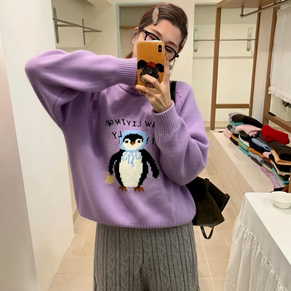 秋冬新款厚实彩色可爱企鹅套头紫色毛衣女甜美休闲圆领针织上衣