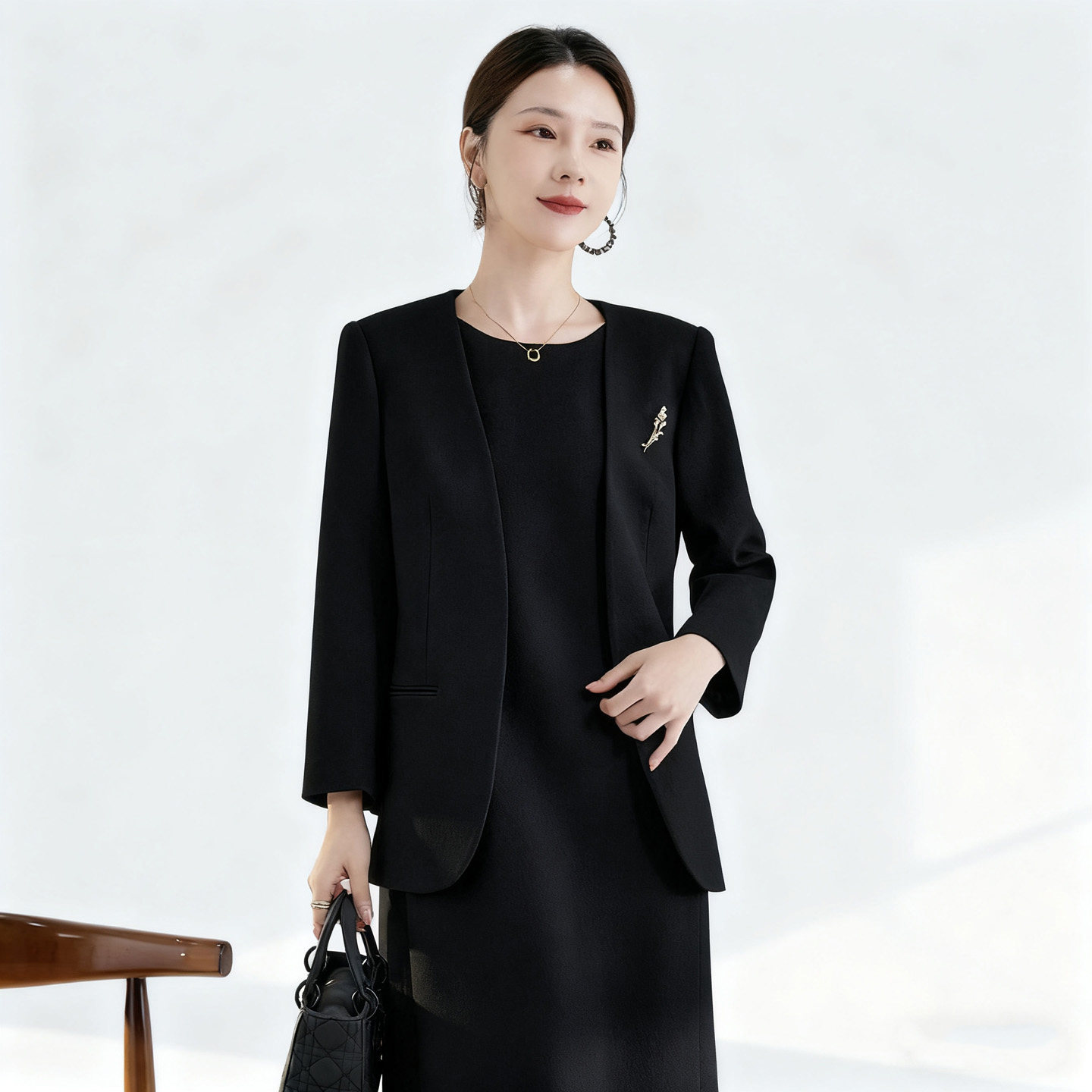 水墨佳人西装羊绒大衣女短款2025秋冬新款修身显瘦高级感毛呢外套