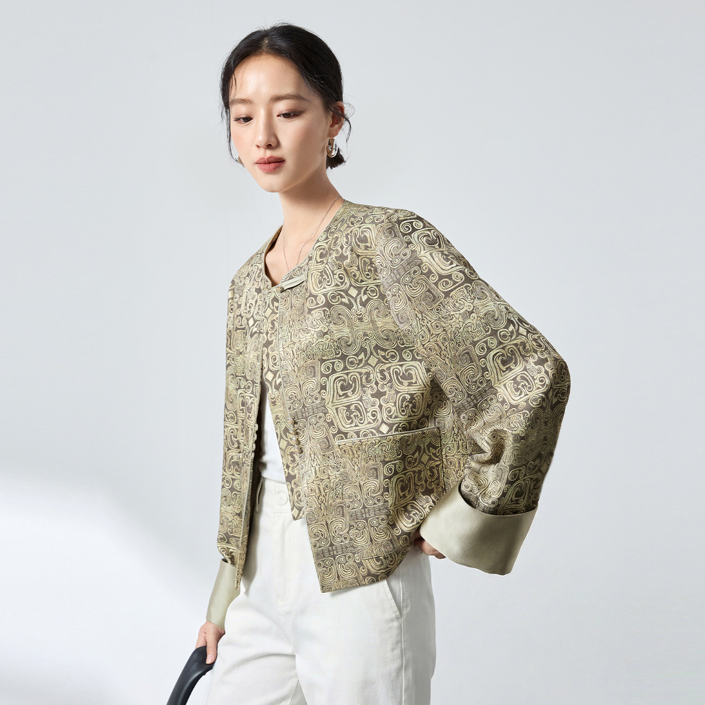 水墨佳人新中式丝毛短款圆领提花印花2026年春短款外套复古显气质,女装/女士精品,短外套,淘宝优惠券,粉丝福利购,淘宝优惠卷