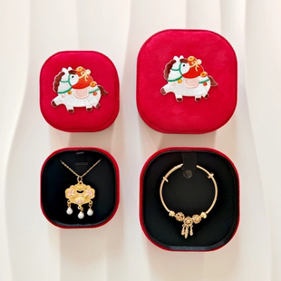 2026新款小马宝宝周岁百天满月黄金银镯长命锁本命年红绳手链礼盒