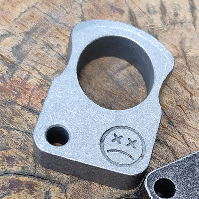 防身武器单指指虎随身防卫用品女生防狼器自卫戒指破窗器拳扣拳刺