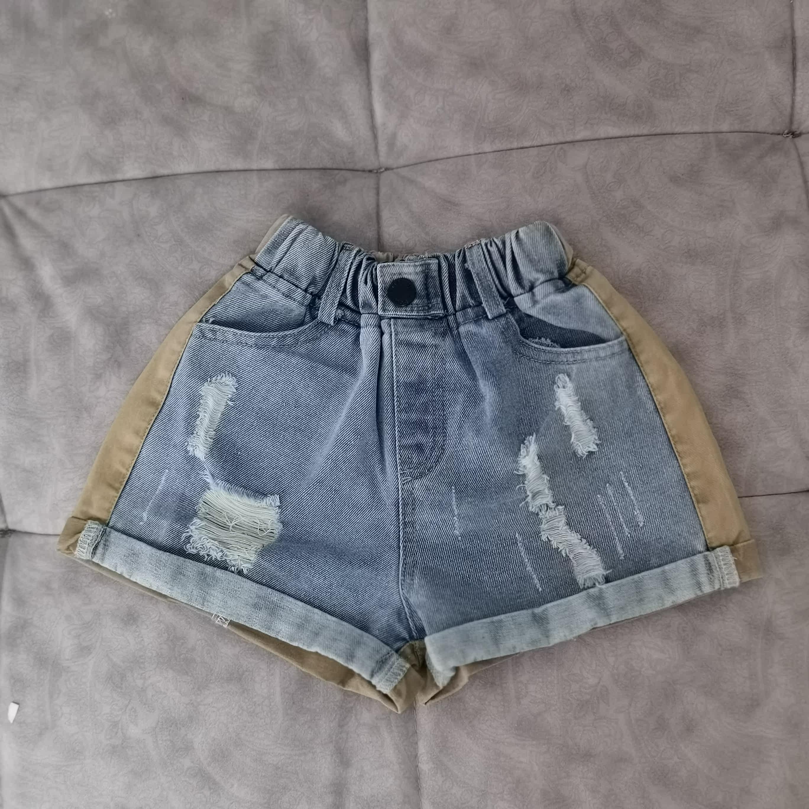 儿童2024夏季实体店儿童牛仔短裤女童服装特卖时尚百搭女童裤子