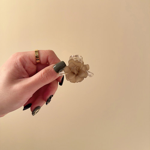 山茶花公主头半扎发抓夹