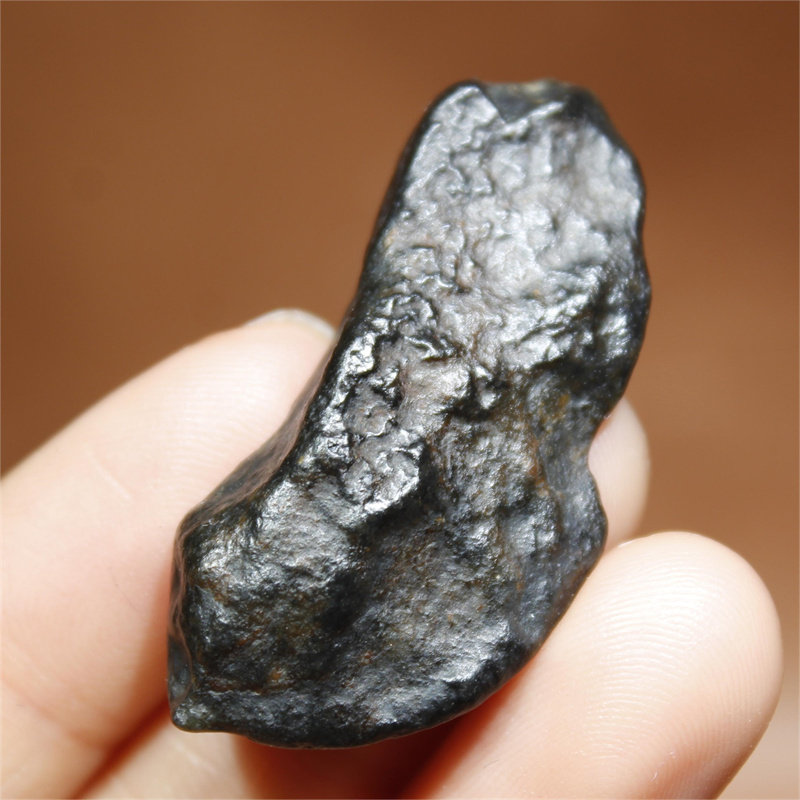 阳起石结构天然玉石学习标本玉6克新疆和田玉墨玉戈壁料原石玩料