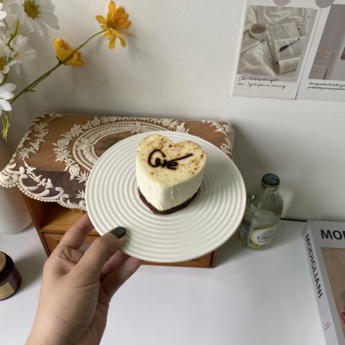 丹麦北欧纯白简约陶瓷蛋糕托盘