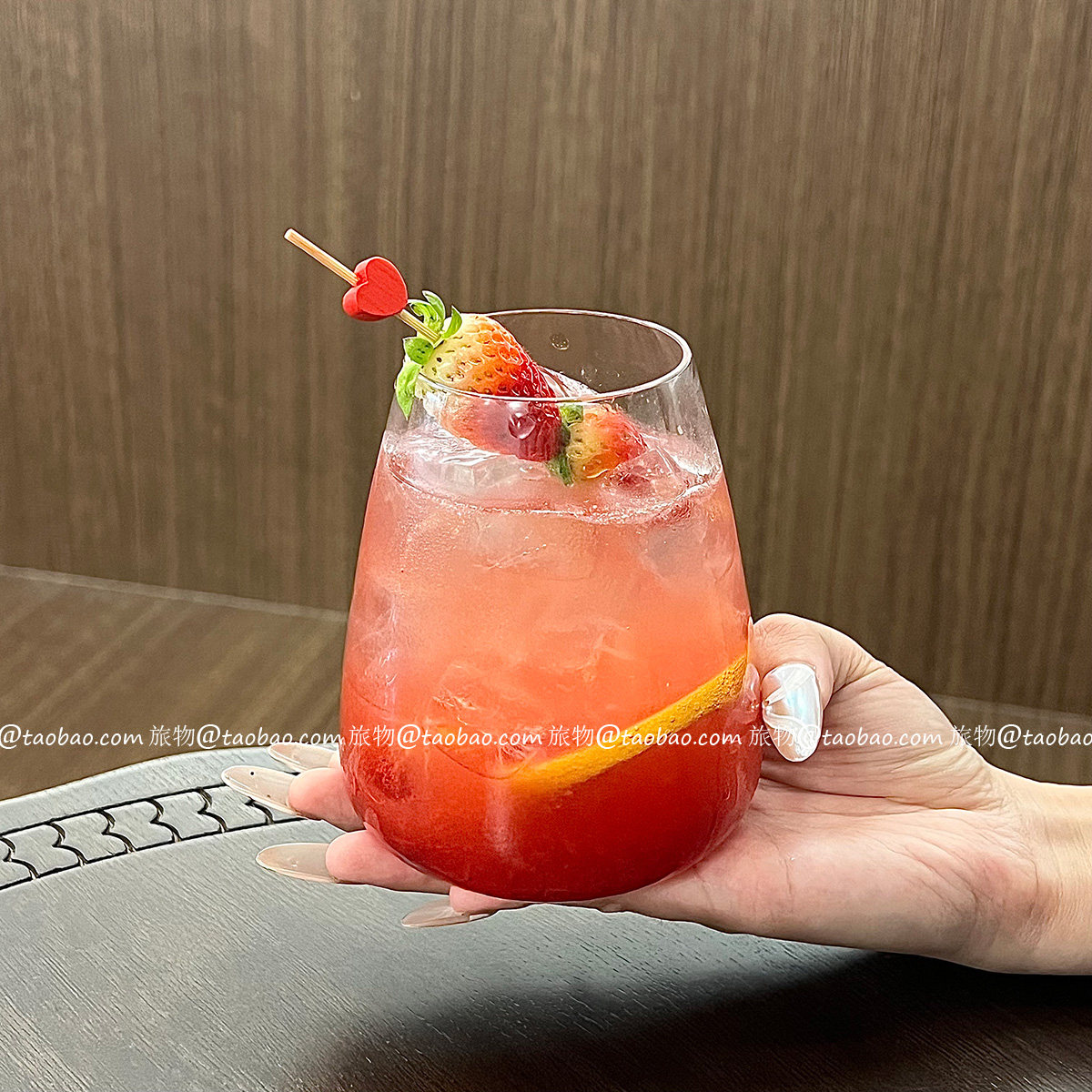 轻薄水滴形玻璃杯餐厅特调饮品杯