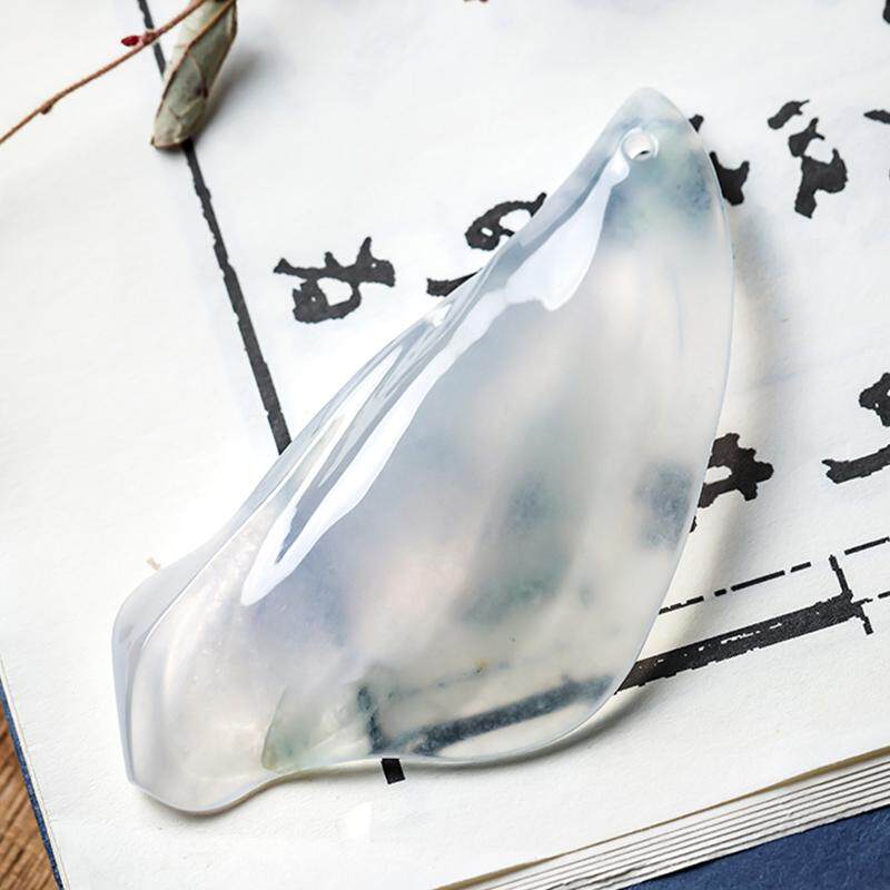 羊子珠宝 像是一条自在的鱼 老坑高冰种随形翡翠吊坠挂件10.30