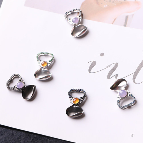 羊子珠宝【的】全新翡翠吊坠拉环