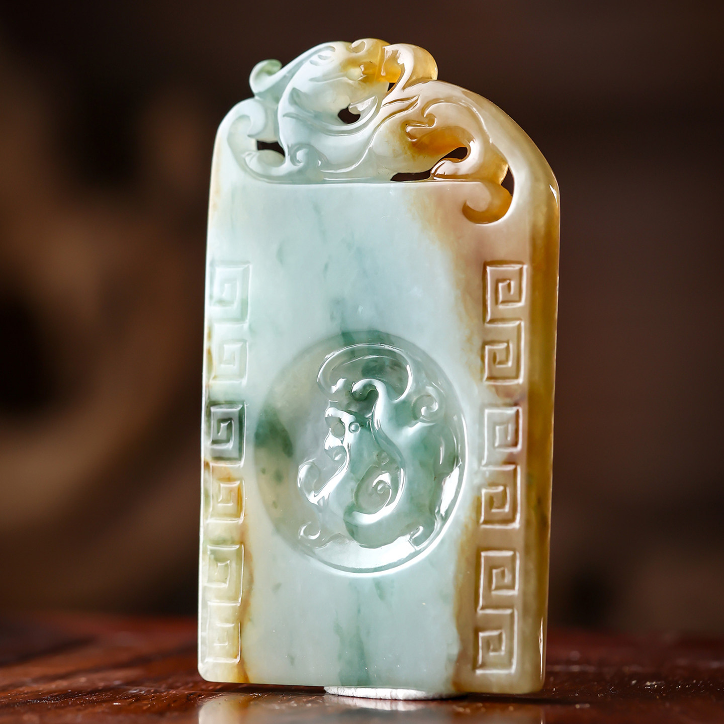 羊子珠宝  龙凤呈祥 老坑冰种黄翡飘花三彩翡翠仿古牌吊坠