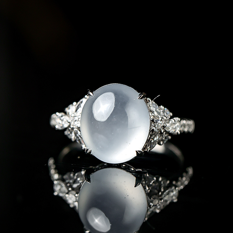 羊子珠宝 心自空还 老坑冰种白冰蛋面18K金镶嵌翡翠戒指10.28