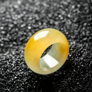 指环3.16 老坑冰种飘黄翡翡翠宽版 羊子珠宝 金阙