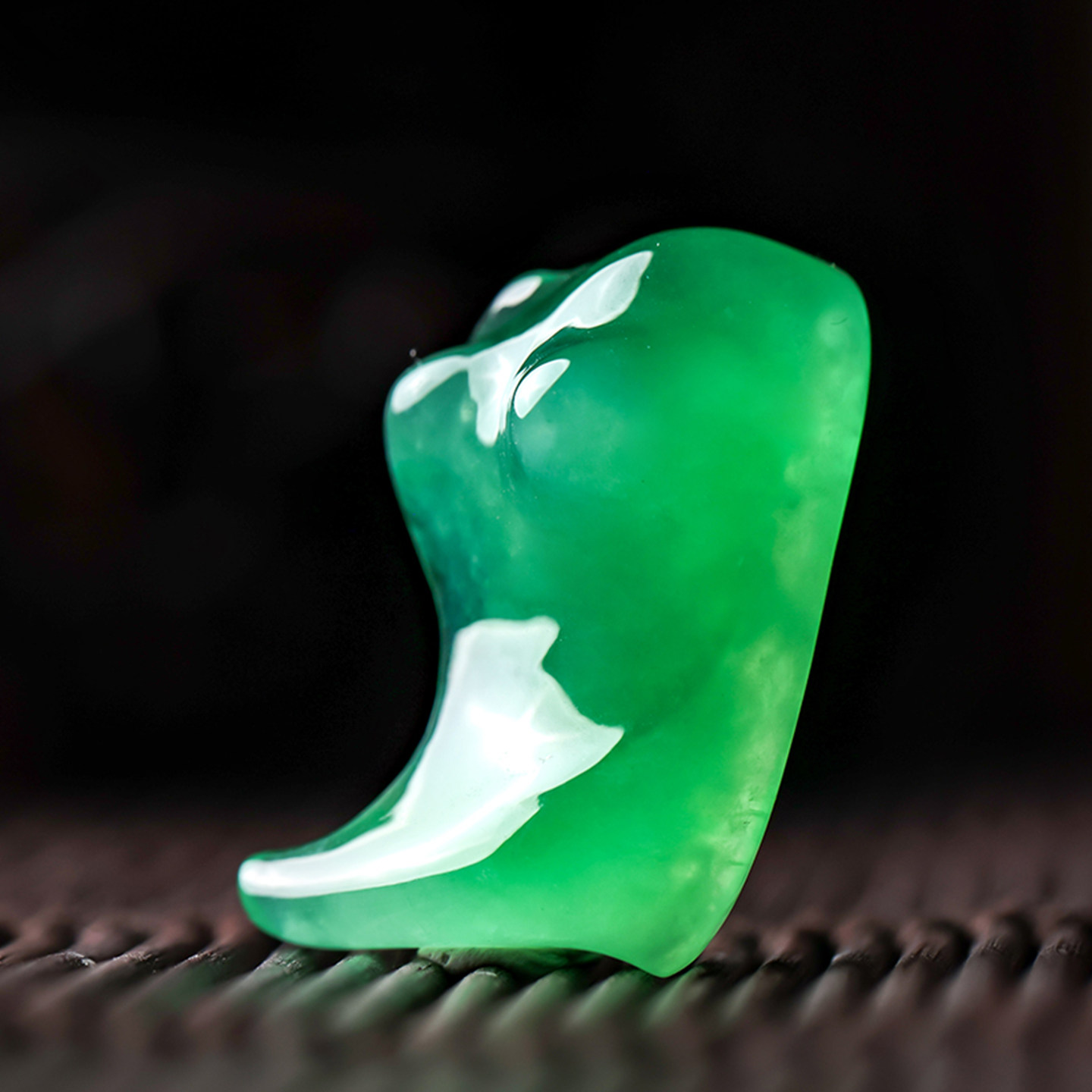 羊子珠宝 翠微 老坑冰种满绿阳绿翡翠随形吊坠挂件