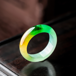 羊子珠宝 老坑冰种三彩黄加绿翡翠指环3.16 乾坤