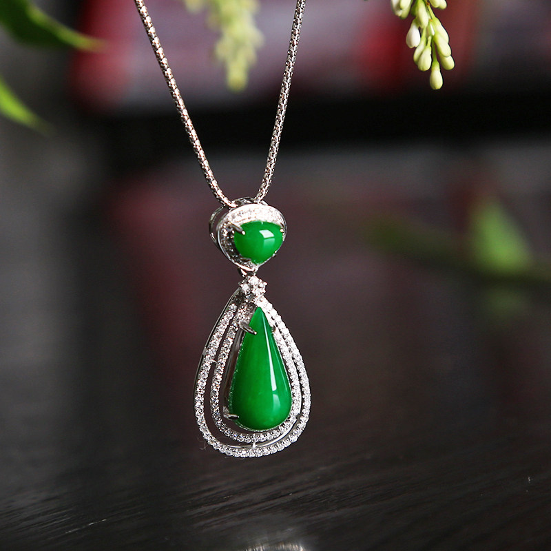 羊子珠宝老坑细腻阳绿经典翡翠水滴吊坠m