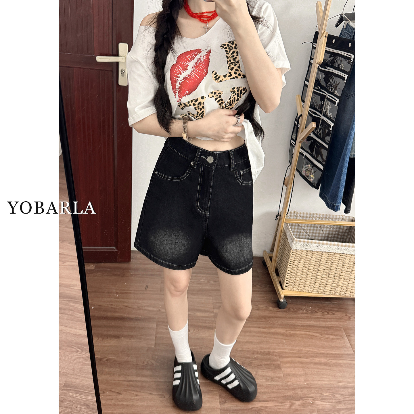 黑色弹力牛仔短裤女夏新款大码梨形身材胖mm高腰显瘦阔腿a字热裤