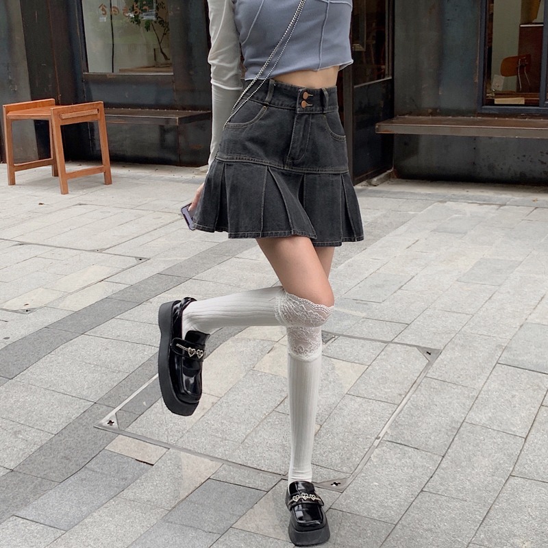 百褶牛仔短裙遮肚子显瘦