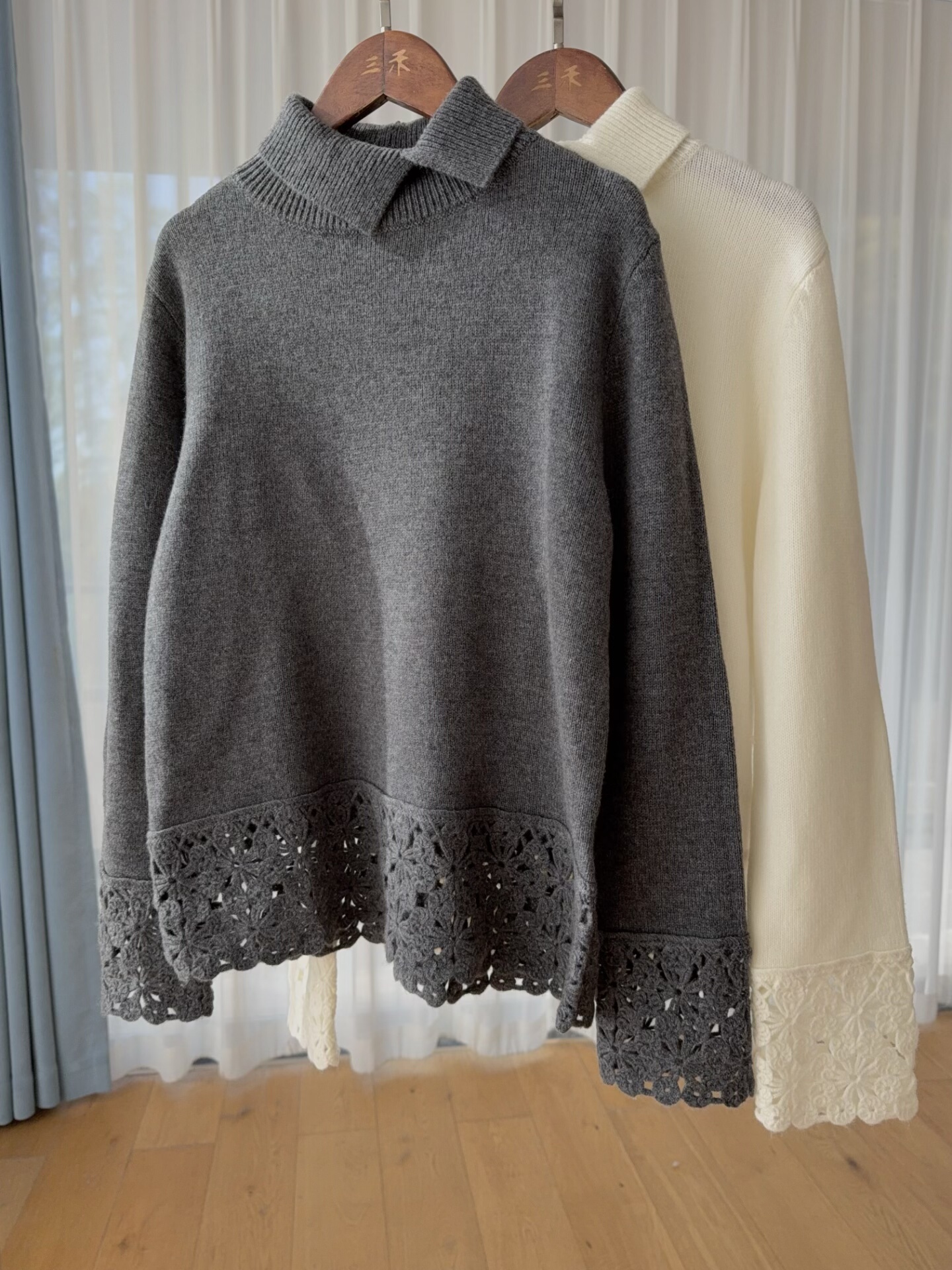 斜翻领新品韩系高领拼接蕾丝钩花宽松显瘦羊毛女针织套衫