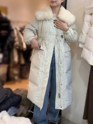 冬季韩版赫本风羊卷毛大毛领白鸭绒长款收腰羽绒服大衣保暖外套女