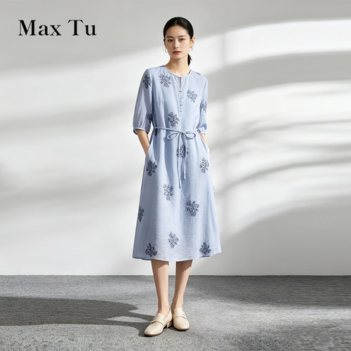MaxTu夏苎麻刺绣收腰连衣裙