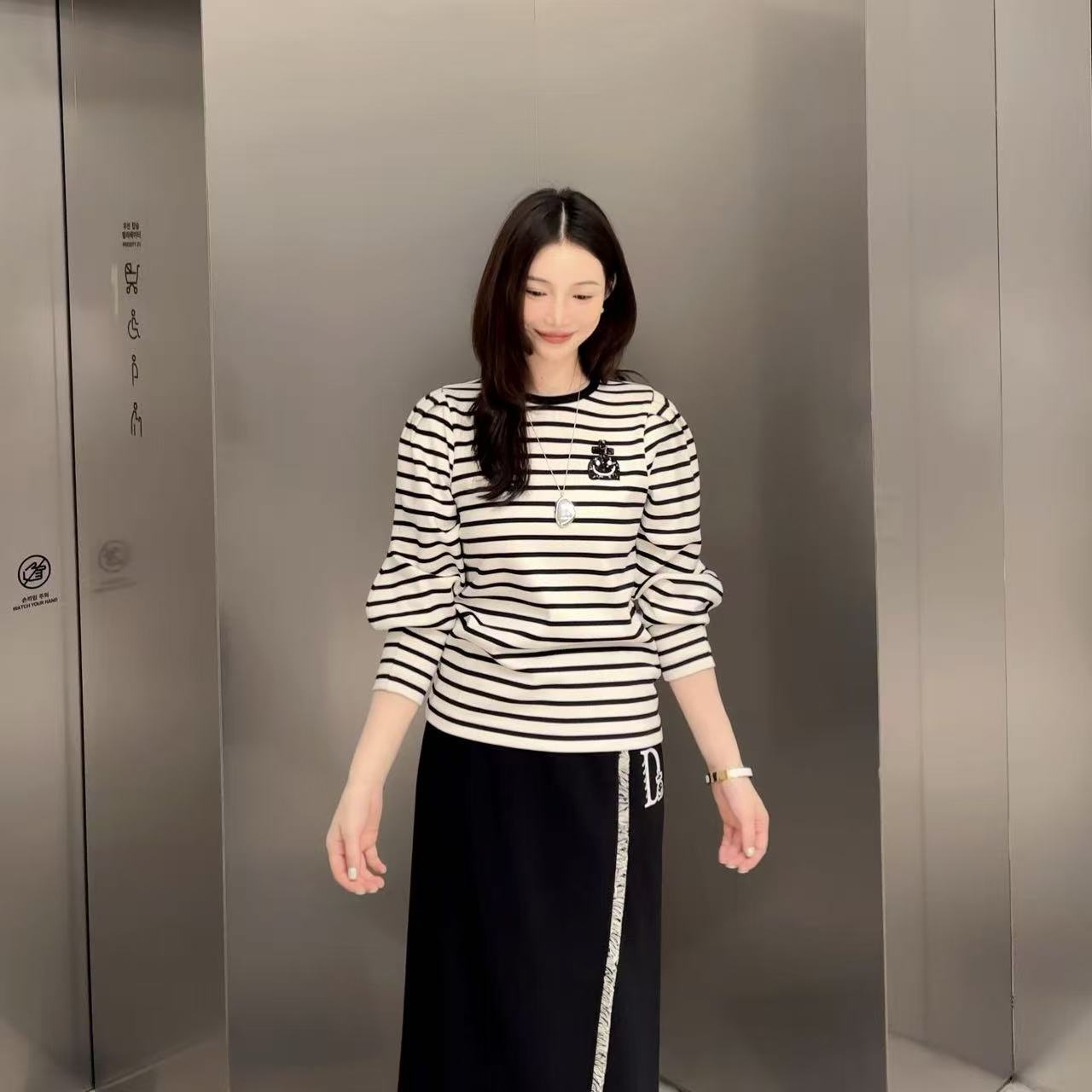 【小恩推荐】不退换全韩百货 DEVASTEE韩代25T恤 CFFDVTP08 5H28