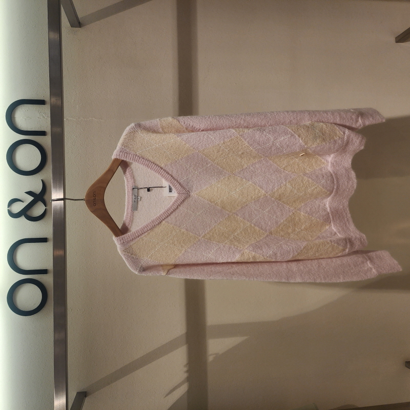 全韩百货 ON&ON/安乃安 韩国代购2025秋 针织衫 NMK5WP912 5I24