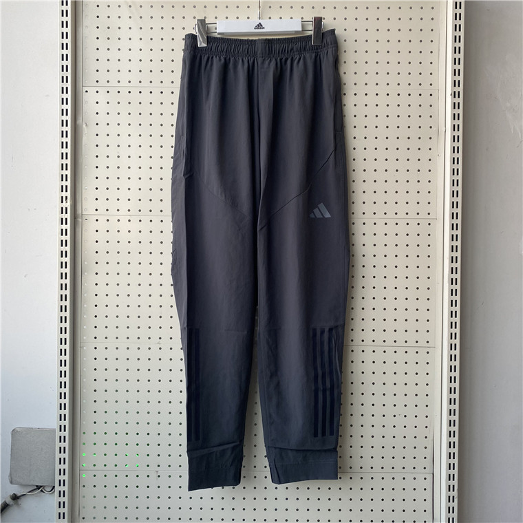 Adidas阿迪达斯裤子男夏季梭织运动裤薄款冰丝灰色长裤男HF8986