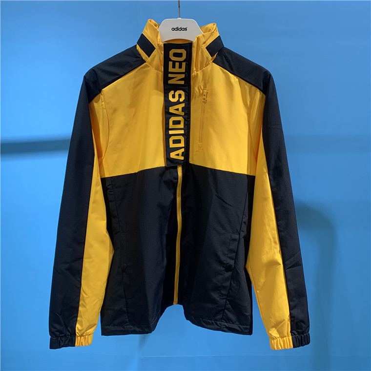 阿迪达斯运动户外外套