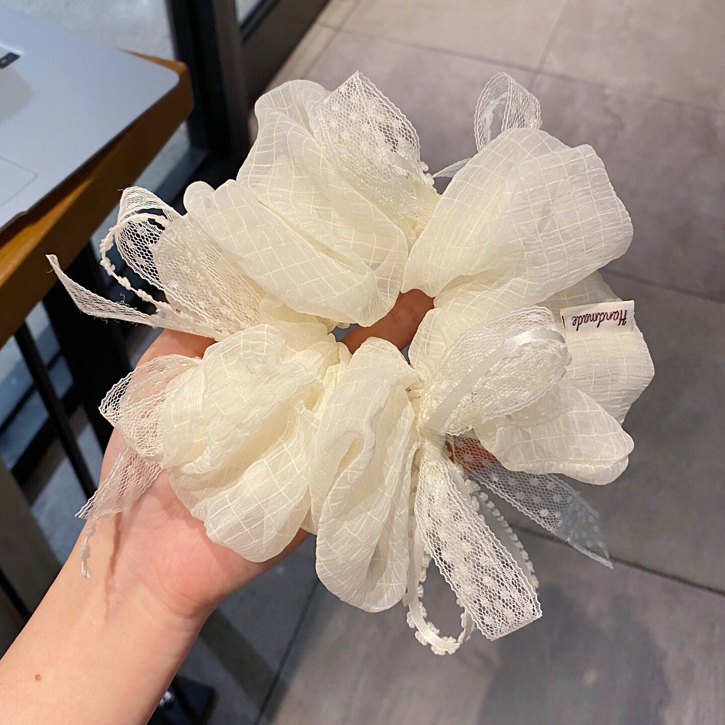 小众手工蕾丝拼接大肠圈格纹网纱飘带发圈日常扎发百搭温柔发饰女