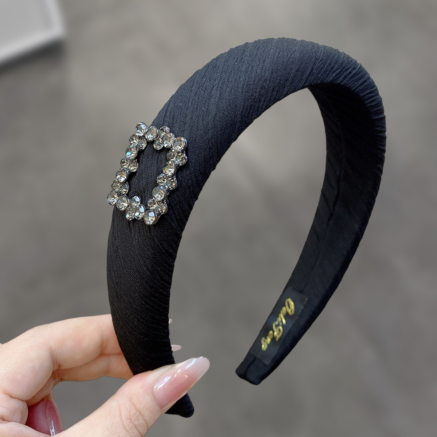 黑色褶皱布艺发箍方形钻精致闪耀质感高级宽边舒适不勒头气质发饰