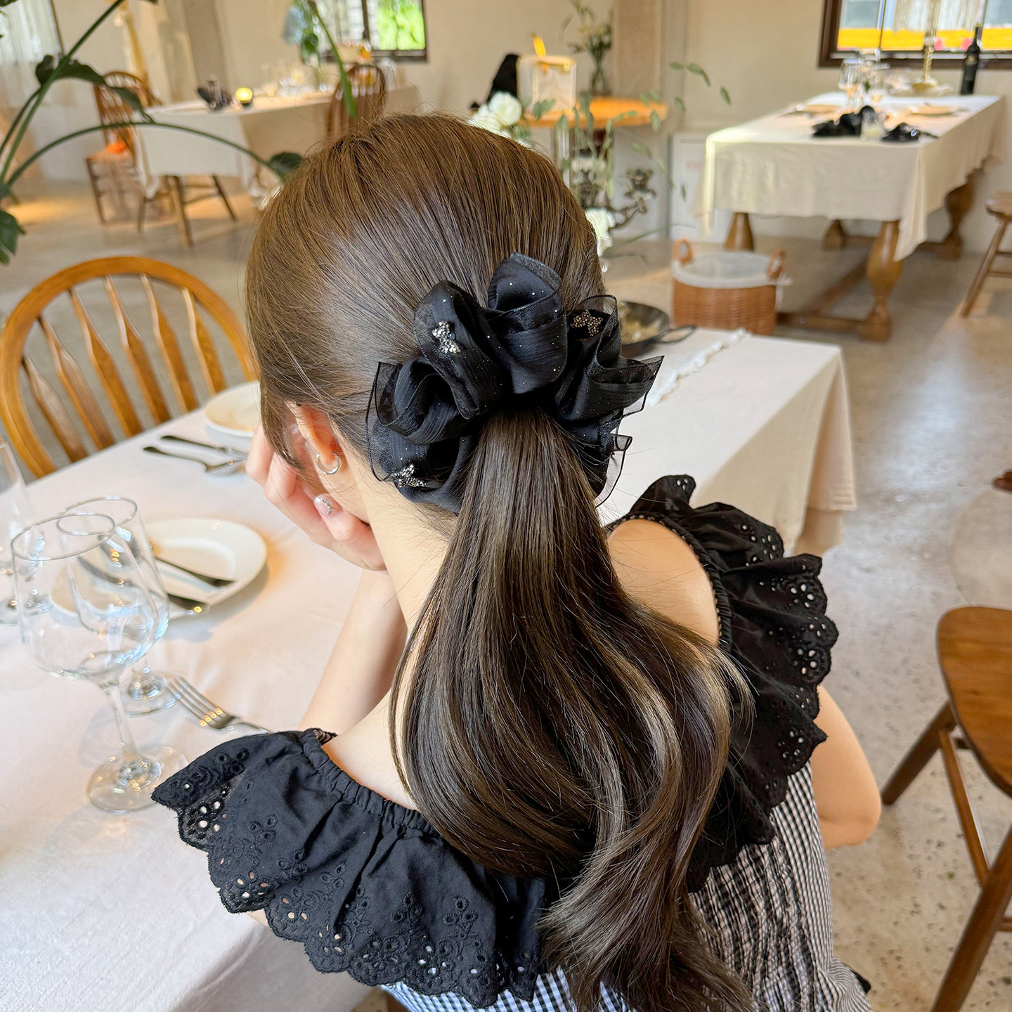 黑色细闪水钻蝴蝶大肠发圈女2025新款高级感小众设计时尚头绳发饰