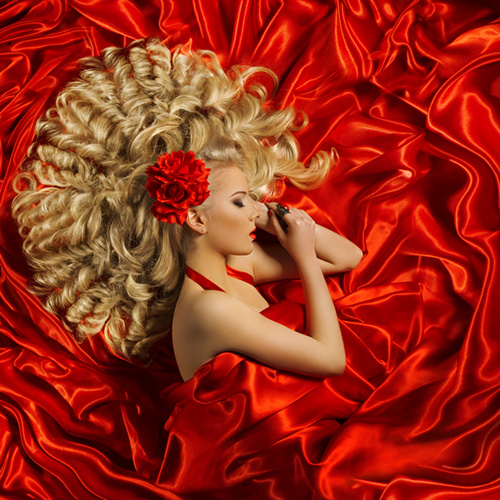 B563金发红裙子高清摄影像片时装模特艺术人像作品精华金色的梦境