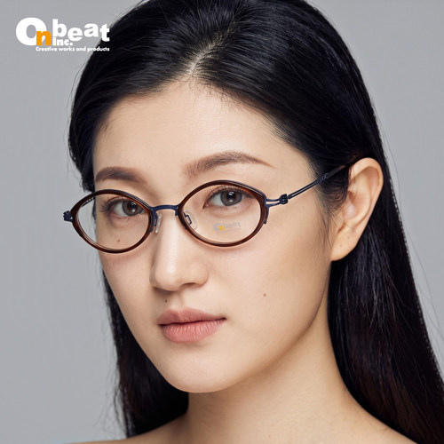 日本ONBEAT纯钛超轻全框小脸眼镜