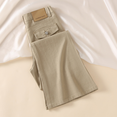 卡其色微喇牛仔裤女2025秋冬新款